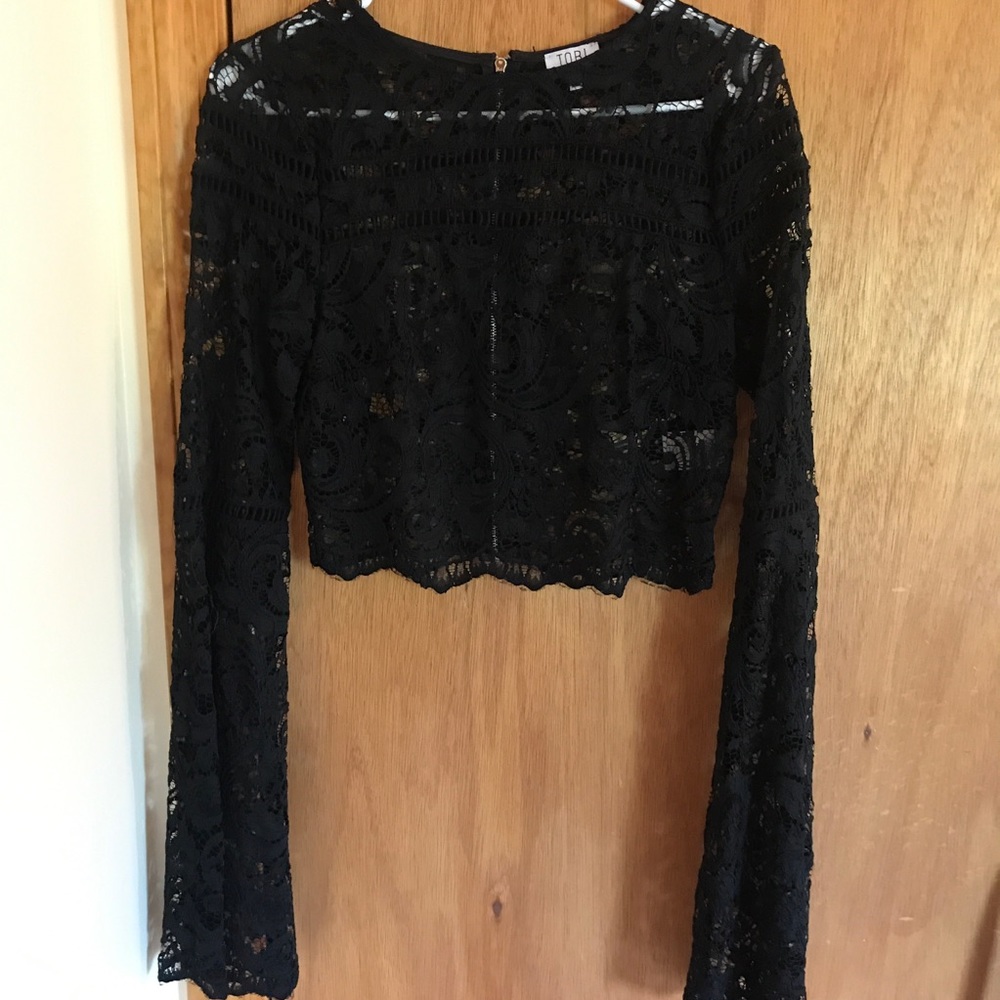 Tobi Lacey Long Sleeve Crop